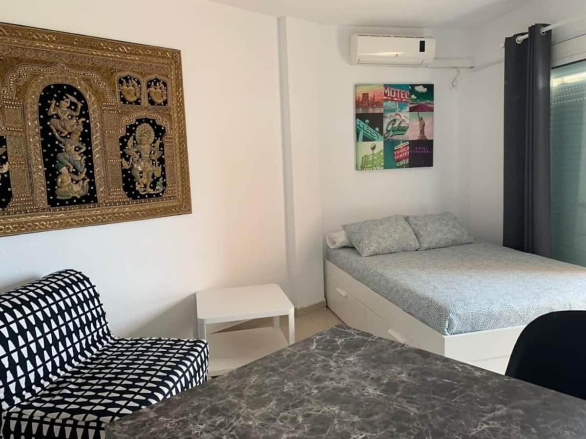 Apartment In Torremolinos Close To Beach 외부 사진