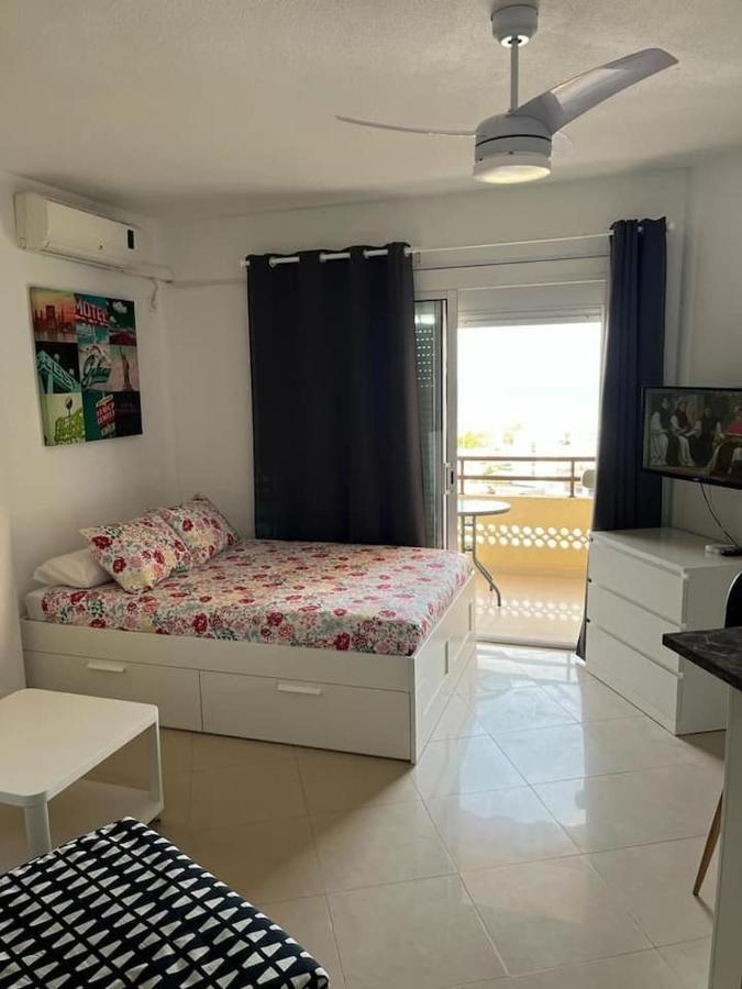 Apartment In Torremolinos Close To Beach 외부 사진